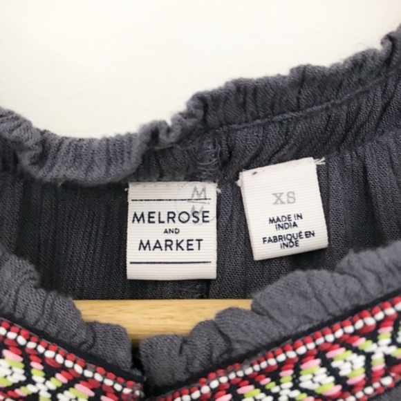 Melrose and Market Embroidered Keyhole Tank C5 - Picture 8 of 8